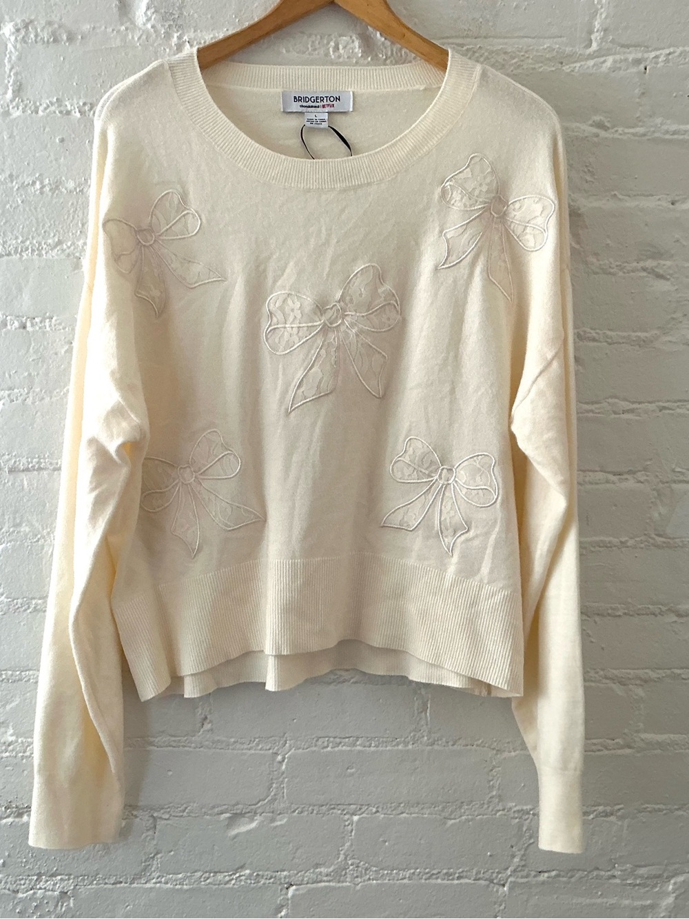Bridgerton Cream Sweater Bow Embroidery Soft Knit Cottagecore Coquette Size L